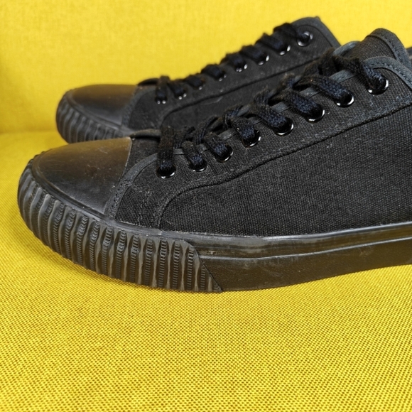 PF Flyers Center Lo Sneaker Black Shoes Men's 14 Women's 15.5 - Picture 3 of 8